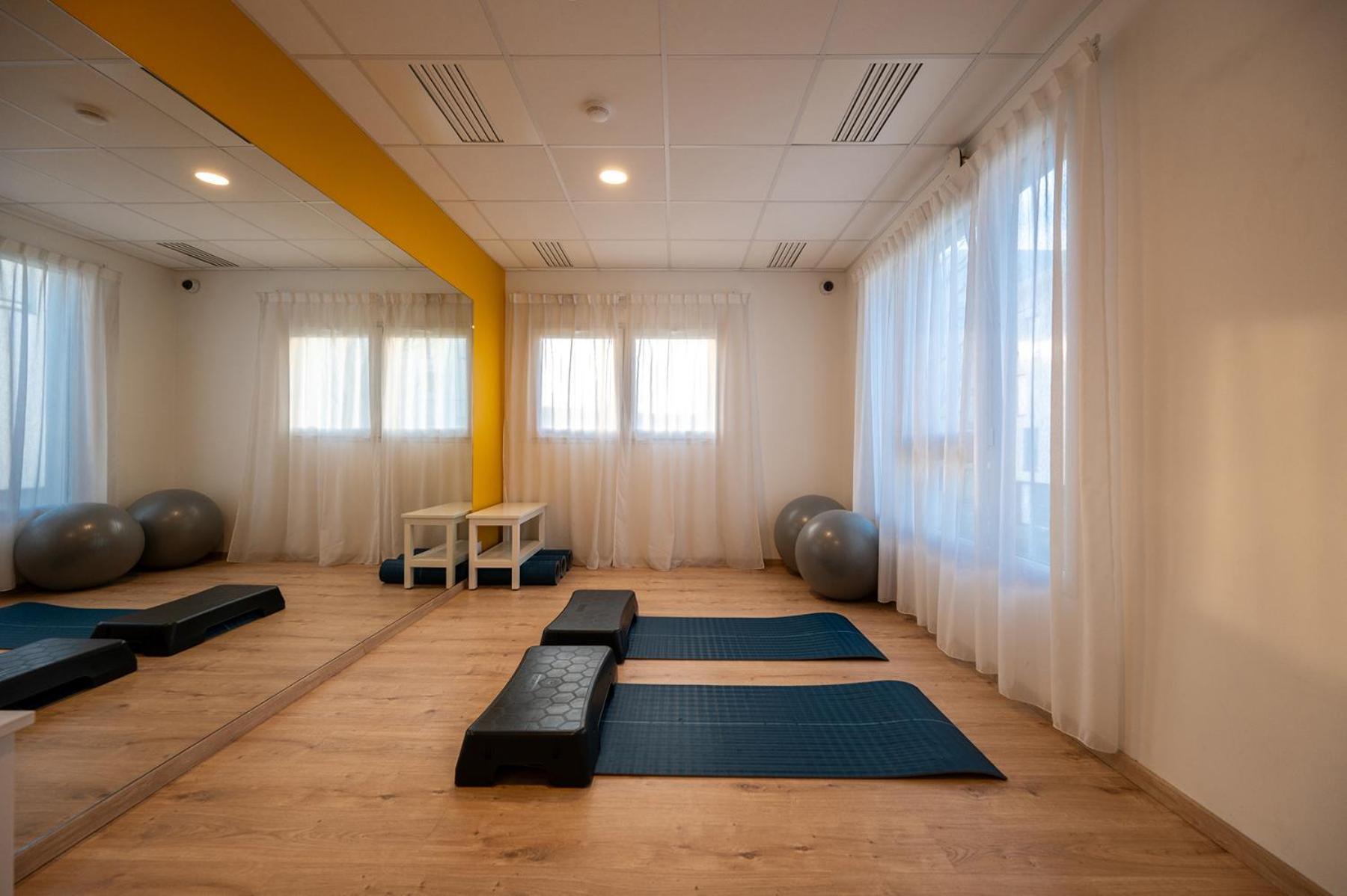 Néméa Appart'Hôtel Vélizy Europe Extérieur photo