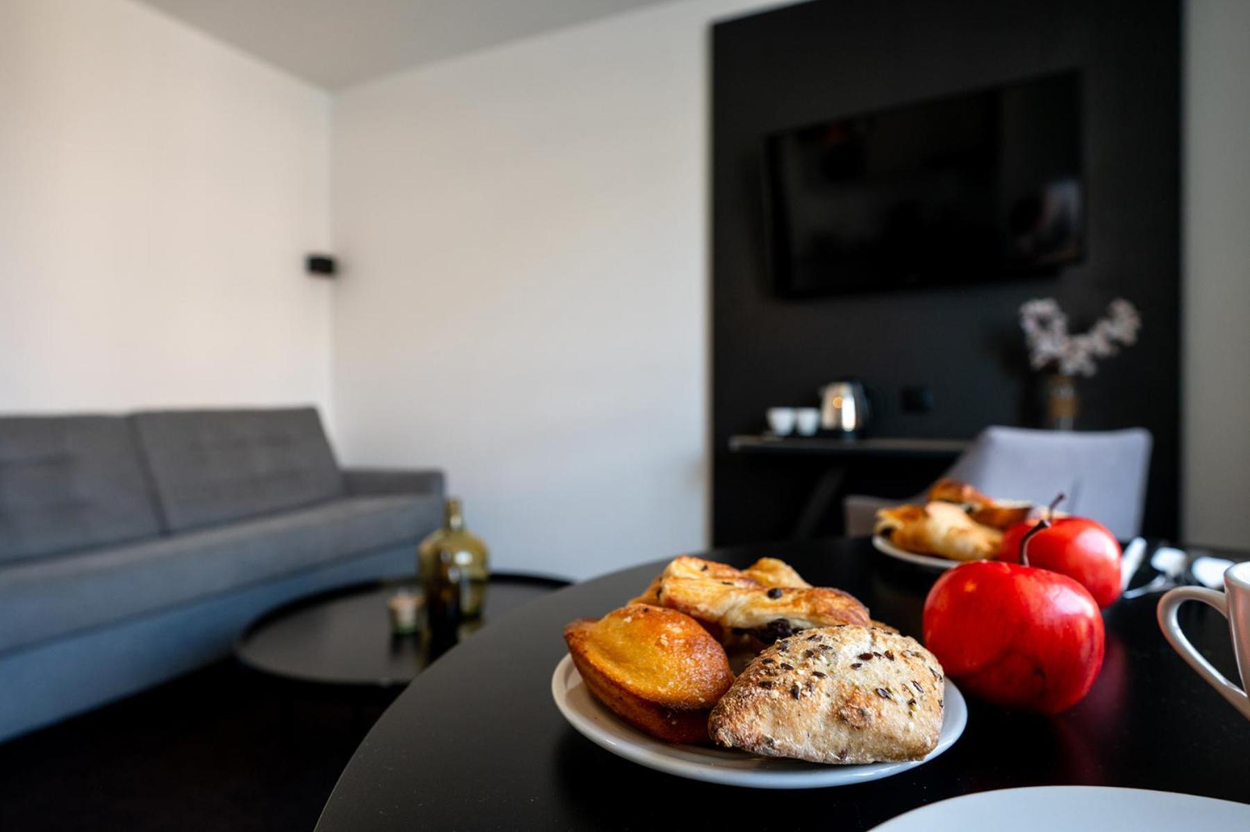 Néméa Appart'Hôtel Vélizy Europe Extérieur photo
